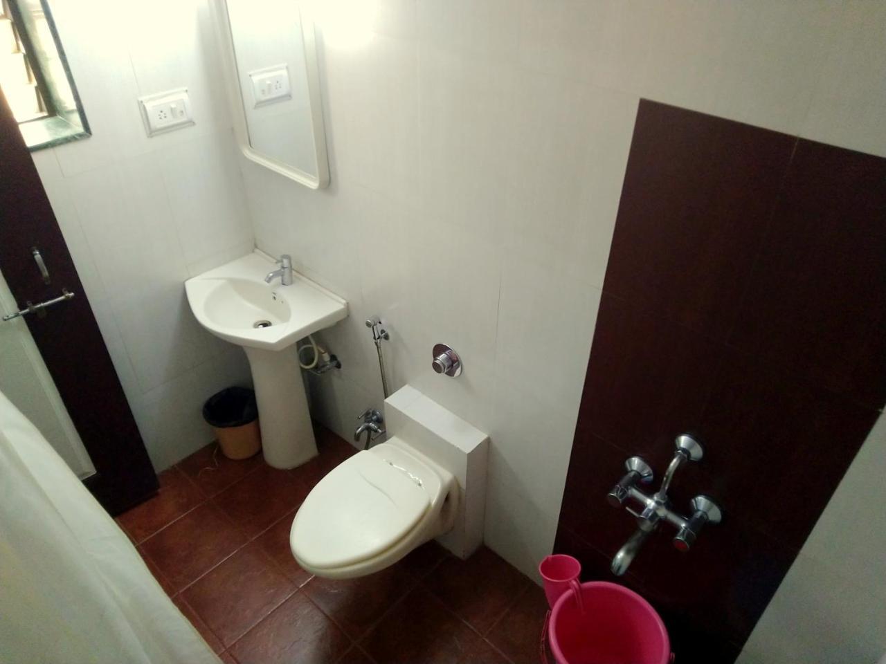 Hotel Viva Baga Esterno foto