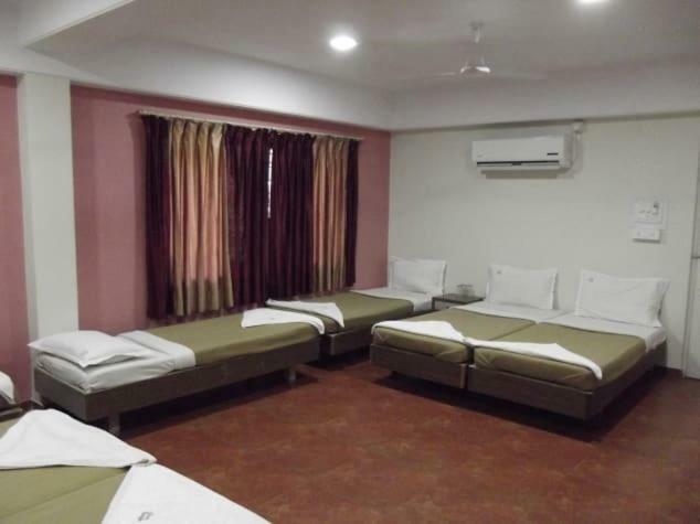 Hotel Viva Baga Esterno foto